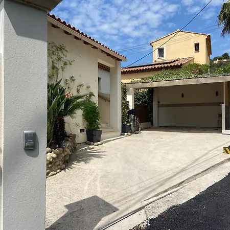 Sublime Avec Vue Et Jacuzzi