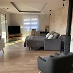 Sublime Avec Vue Et Jacuzzi Λα Σιοτά